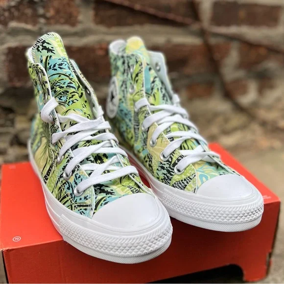 Converse Chuck Taylor All Star 70 High Top Green Floral Sneaker Womens 6.5 NEW - Picture 2 of 7